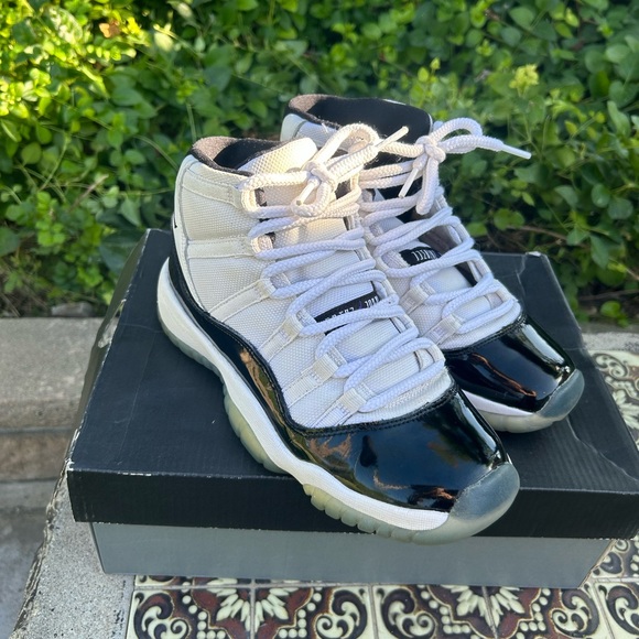 Concord 11s very used but could be restored - Picture 1 of 6